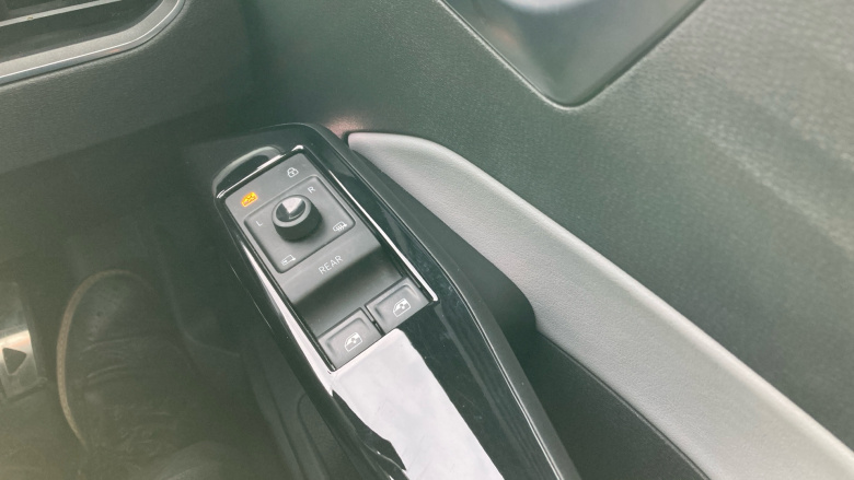 Volkswagen ID.3 107KW Family Pro 58kWh 5dr Auto Electric Hatchback